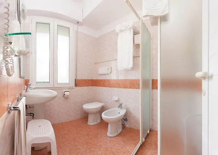 Isabella فندق 3*