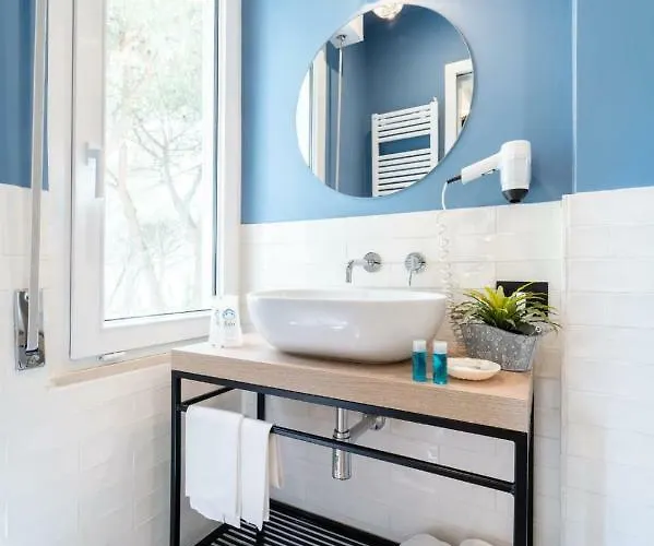 فندق Isabella 3*